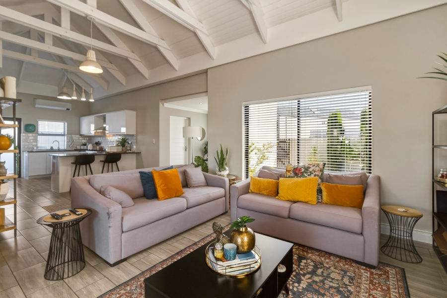 3 Bedroom Property for Sale in Aan de Wijnlanden Western Cape